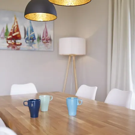 Reetland Am - Luxus Reetdachvilla Mit 3 Schlafzimmern, Sauna Und Kamin E20 *