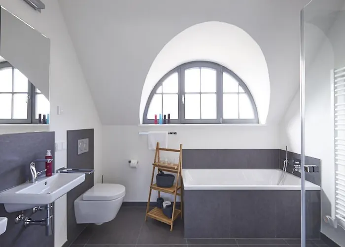 Reetland Am - Luxus Reetdachvilla Mit 3 Schlafzimmern, Sauna Und Kamin E20 * 드란스케