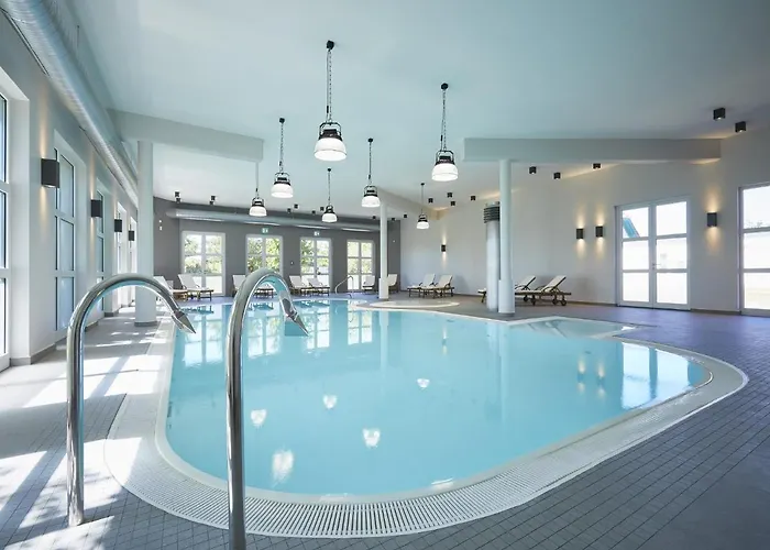 Reetland Am - Luxus Reetdachvilla Mit 3 Schlafzimmern, Sauna Und Kamin E20 펜션 드란스케